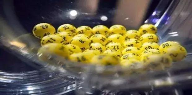 "35选7"忠实"粉丝"分享自己的选号秘诀