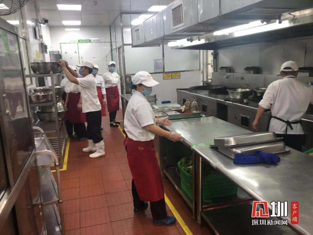 星期三查餐厅|深圳亚迪学校食品量化等级维持a级 执法人员点赞查餐厅