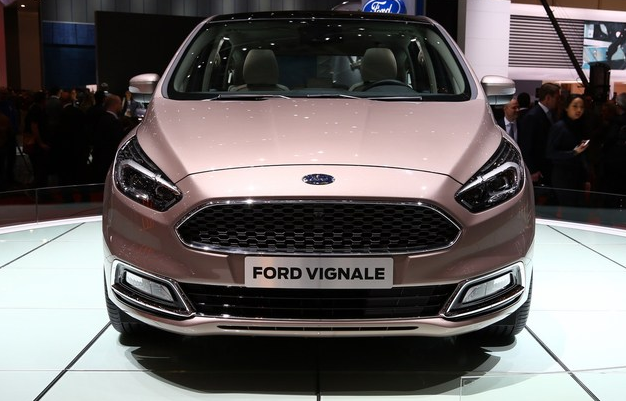 整体造型非常出色的福特麦柯斯s-max,简约大气,非常耐看