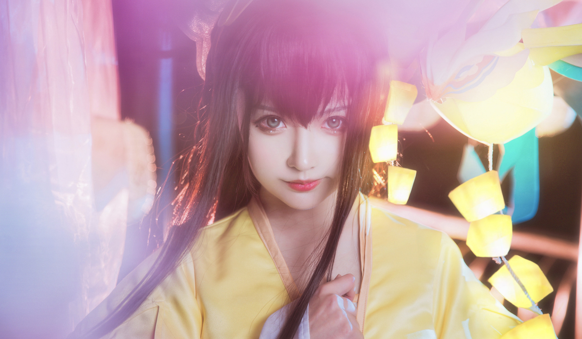 小姐姐cos王者荣耀娜可露露,真是可爱,不忍心打她