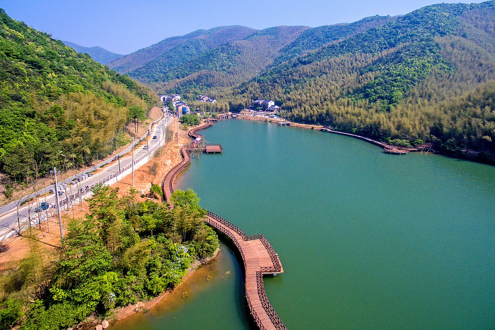跨年创作挑战赛# 安徽月亮湾旅游风景区攻略  月亮湾旅游风景区位于