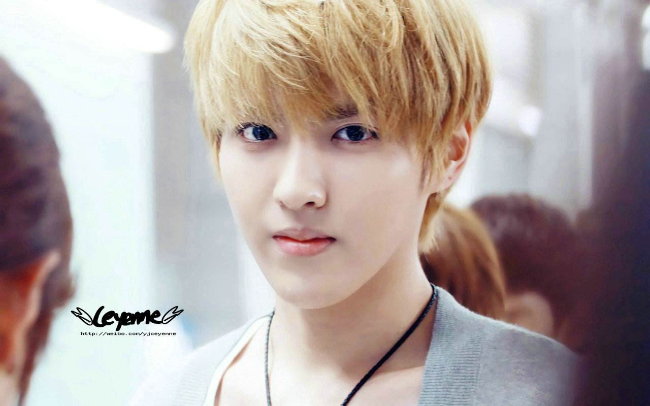 寸头,在冯小刚导演的电影《老炮儿》里,变成一个粗糙的汉子了,吴亦凡