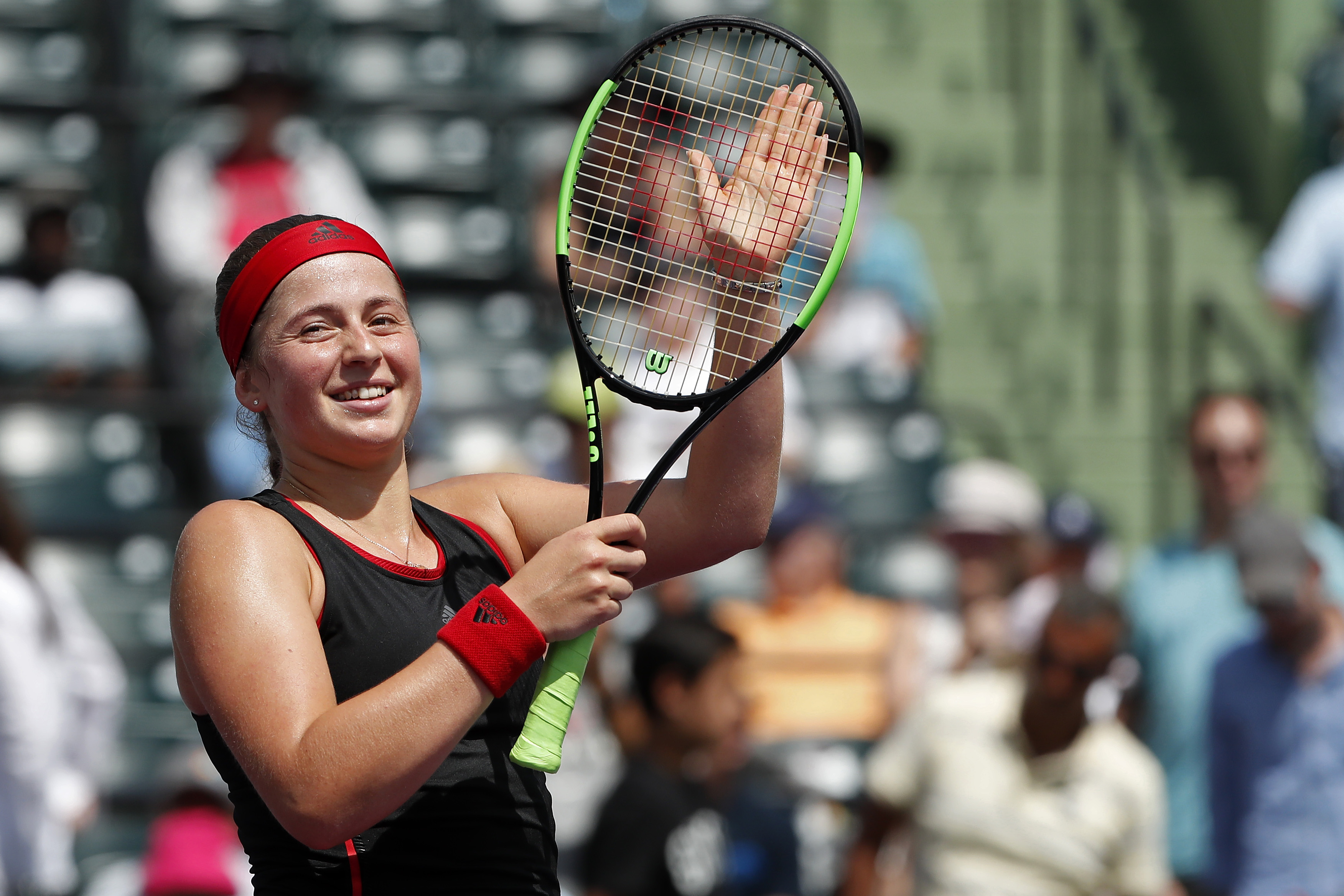 网球——迈阿密公开赛:奥斯塔彭科晋级四强(1)