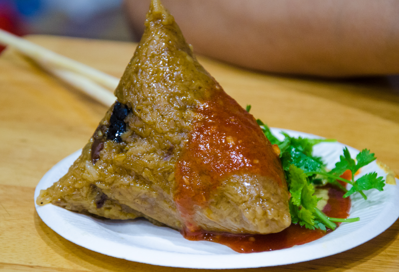烧肉粽是福建特有的地方传统名吃,起源于福建泉州.节日食俗.