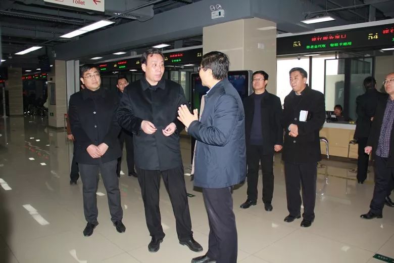 廉广锋调研相对集中行政许可权改革进展情况