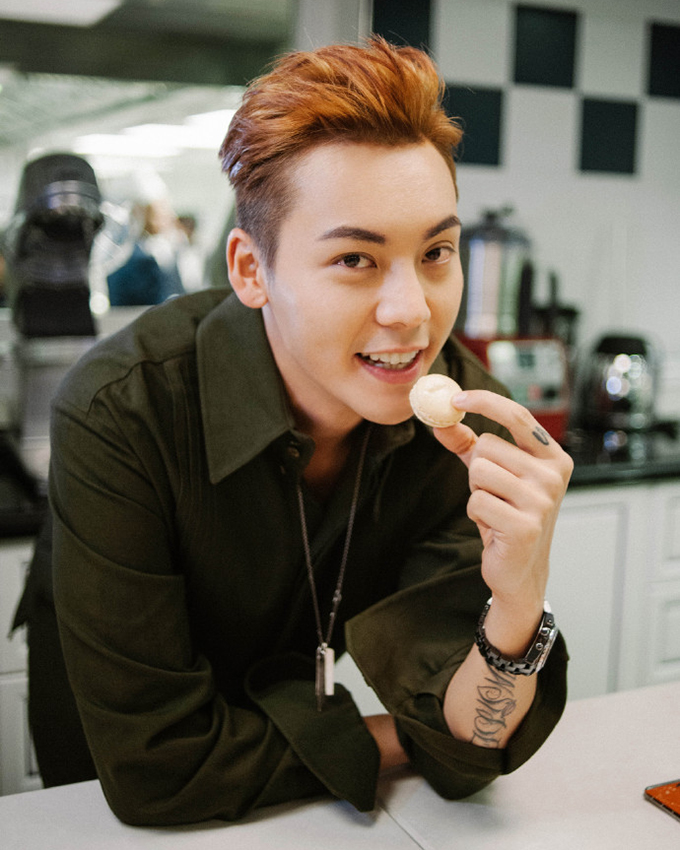 陈伟霆再现经典表情包,隔着屏幕都能感受到的嫌弃