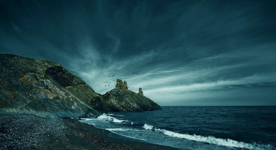 威克洛的黑城堡建于11世纪,位置险要,用以保护附近的海岸免受外敌入侵