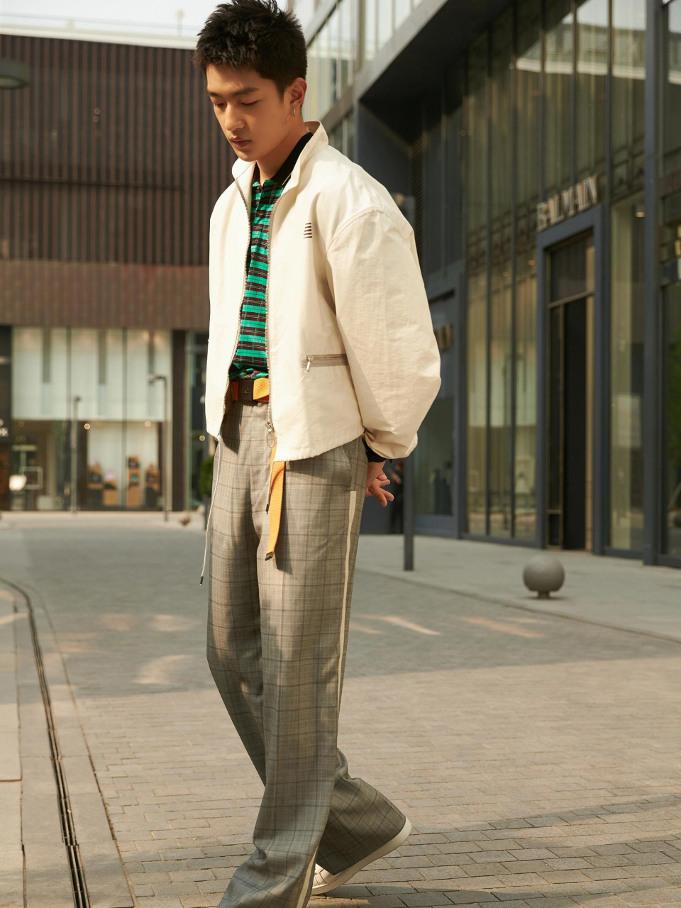 屈楚萧的11张照片,不羁的眼神让你心动了吗?