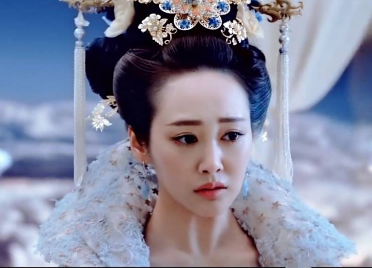 李纯的这个古装扮相大家还记得吗?她很是搞怪善良,少女感十足