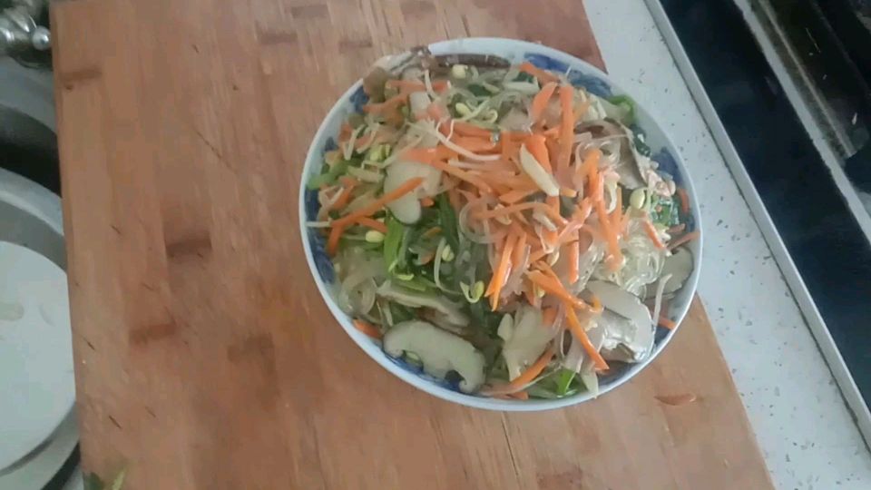 简易韩式炒杂菜,清爽又好吃
