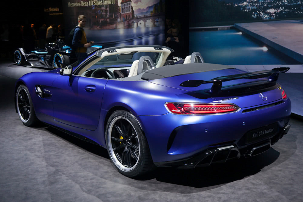 这敞篷车也叫gtr,颜值吊打日产,网友:听说空调不好