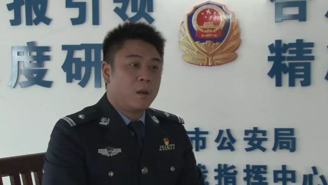 在聊天群里投放淫秽色情小广告,涉黄犯罪团伙被抓获