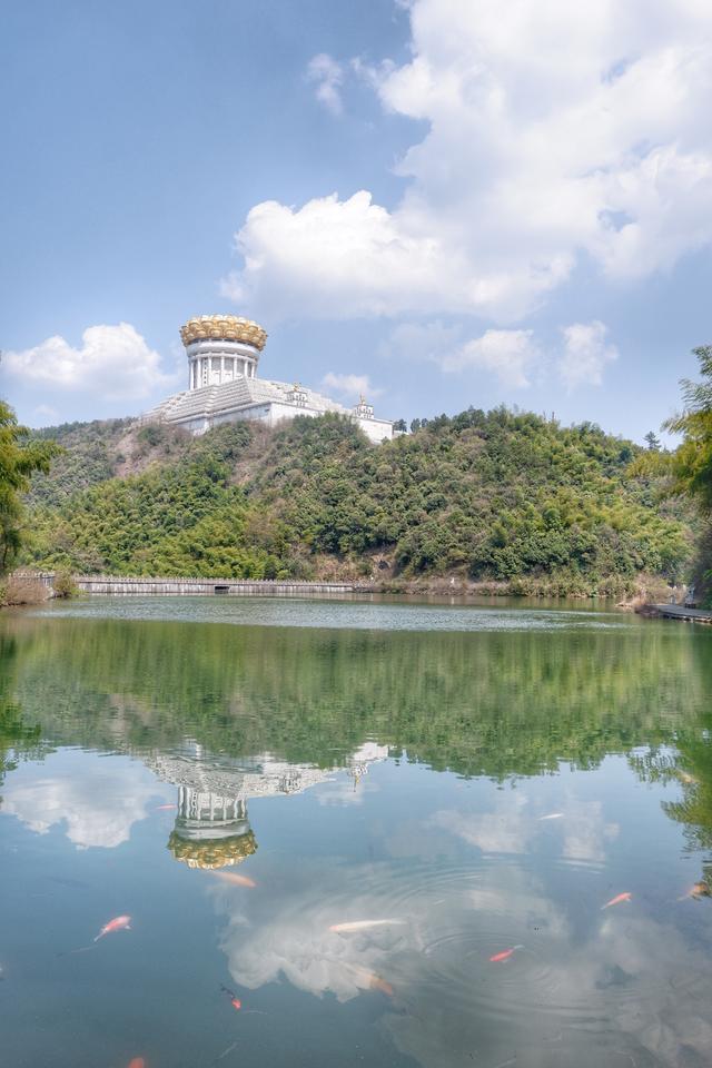 绍兴最高的山图片