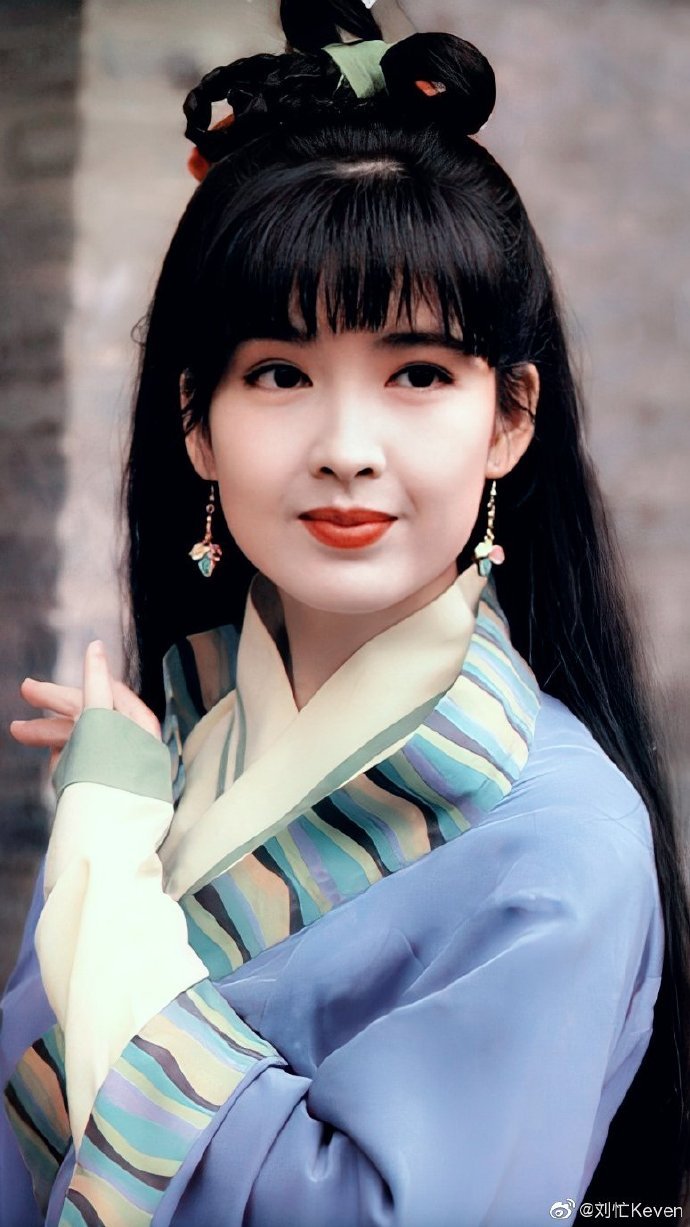 在家办公是种什么样的体验# 又有才又有颜的女神,超爱!