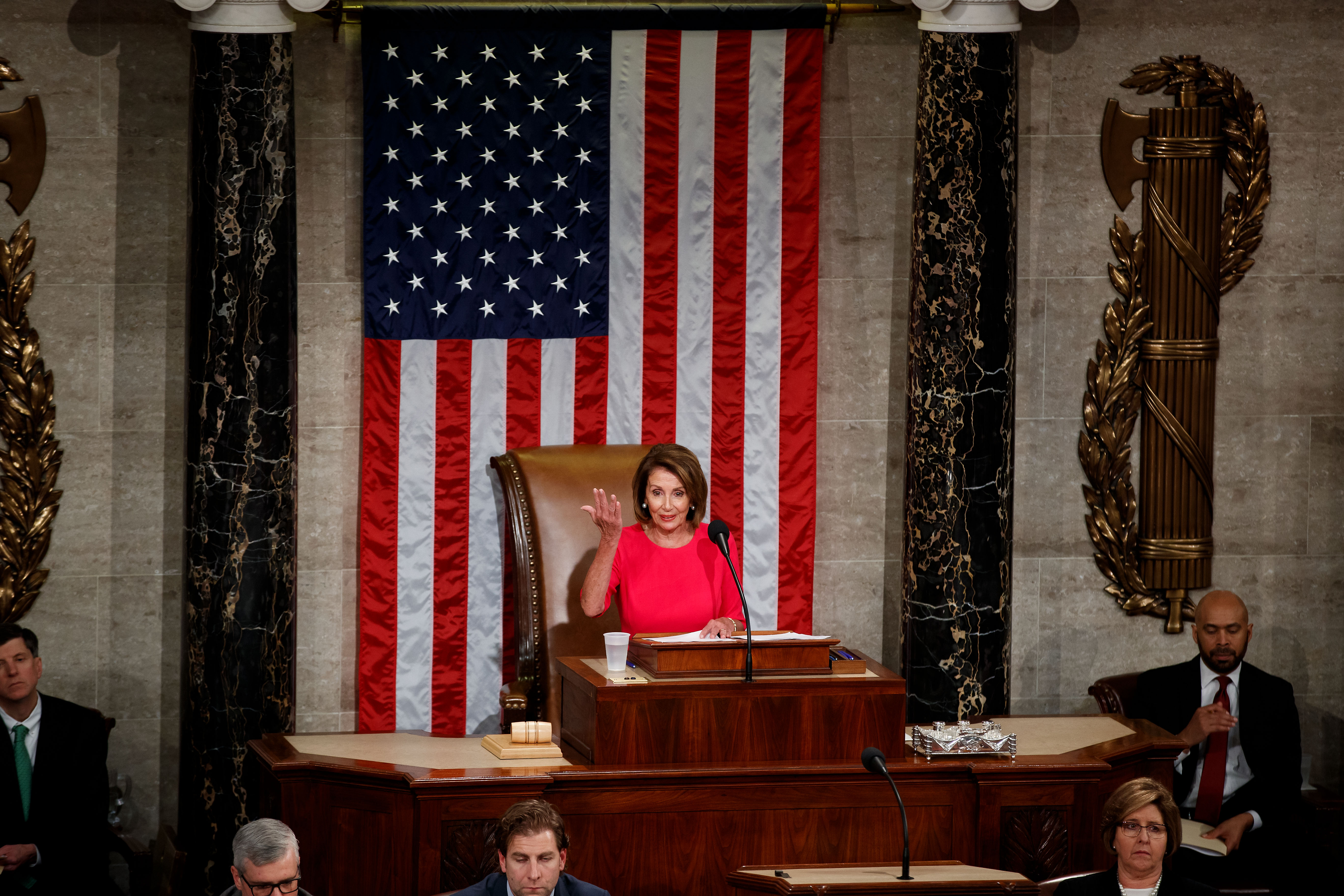美国新一届国会开幕 佩洛西当选众议院议长