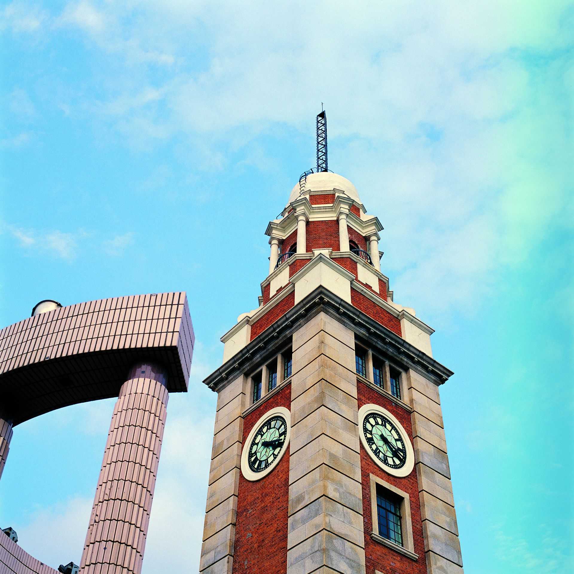 真实美景:香港尖沙——咀钟楼风景