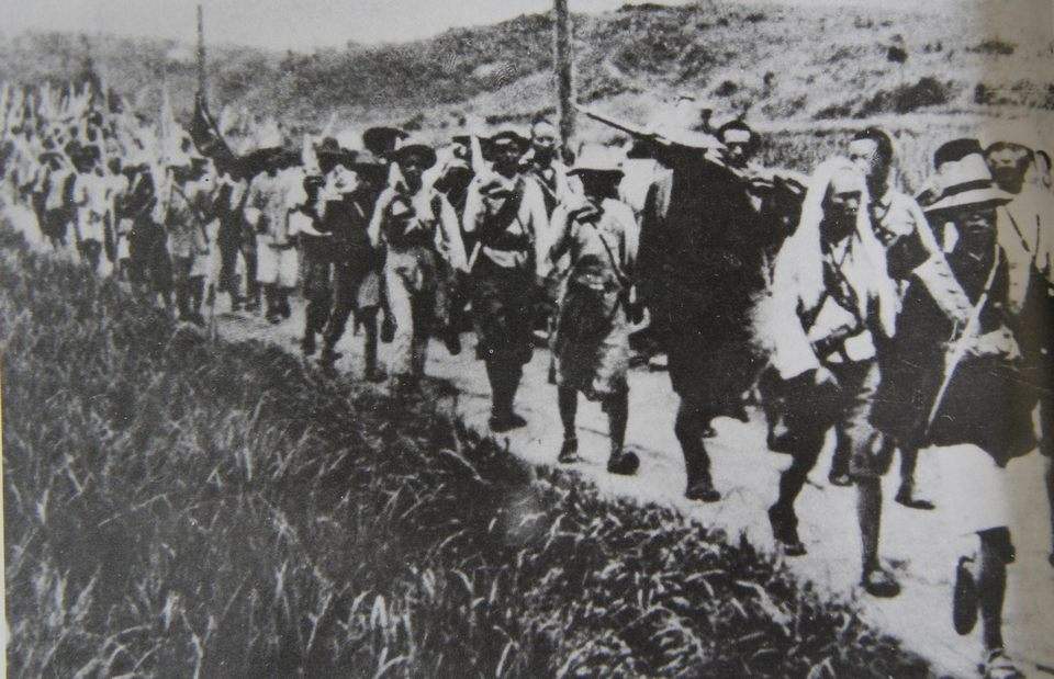 他是四川大军阀,建国前夕率领3000人起义,女儿是著名革命英雄!