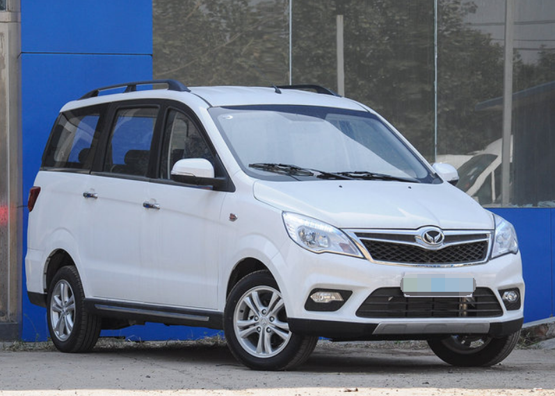 北汽幻速h2新颖的设计,颇具未来的感觉,回头率相当高!