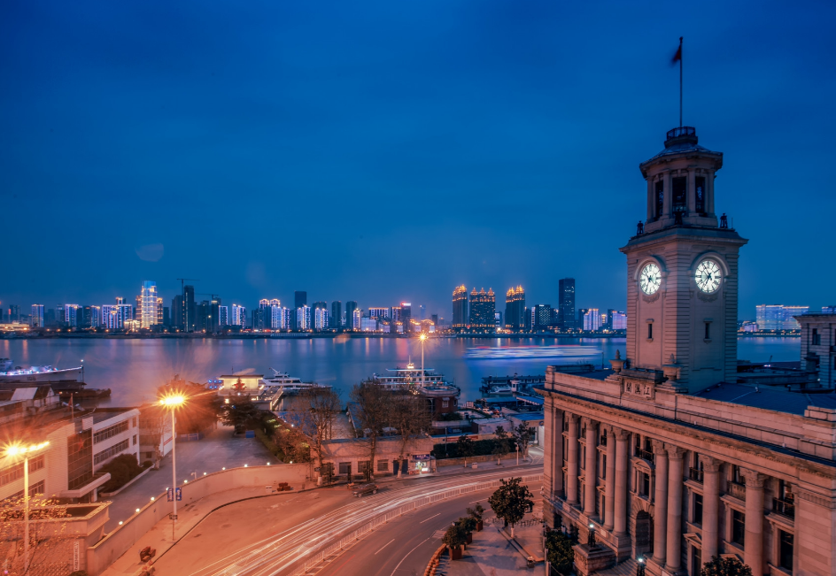 武汉的"南京路",一百多年以来一直是武汉最繁华的商业街