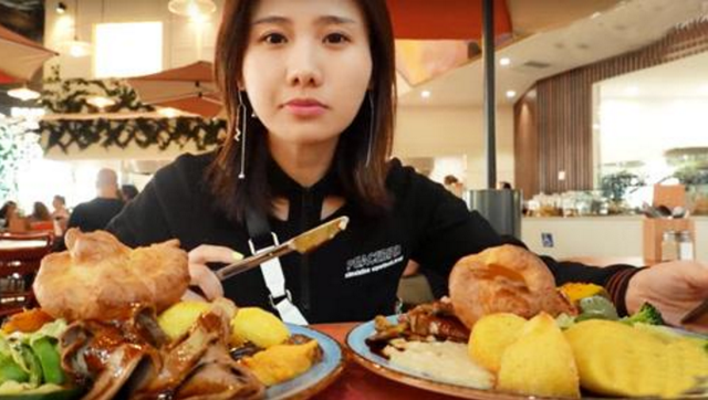 密子君能吃30斤米饭!却败给这一种"水果",网友:还能火多久?