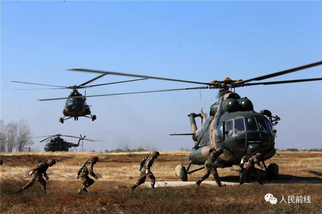 跨省機動至三界訓練基地 緊接著就拉開了 紅藍實兵對抗演習的序幕