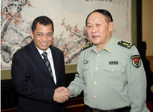 解读:"副总理"与"国务委员"两者都是副国级,谁的级别高?