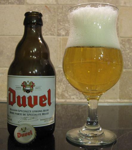 1瓶50多度的白酒,相当于多少啤酒?不明白的人,难怪拼酒容易醉