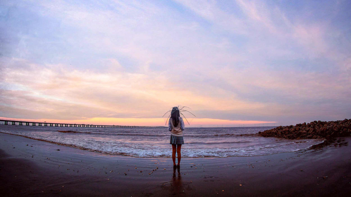 清新少女写真-风车少女在海边