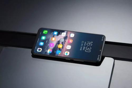 vivo x21搭载首发高通骁龙660 aie多核人工智能加速运算芯片,内置6gb