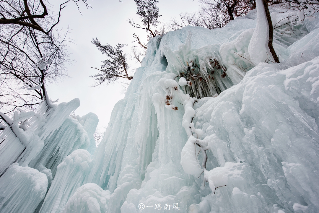东北最大的冰瀑布群,位于辽宁本溪,冬天美成了仙境!