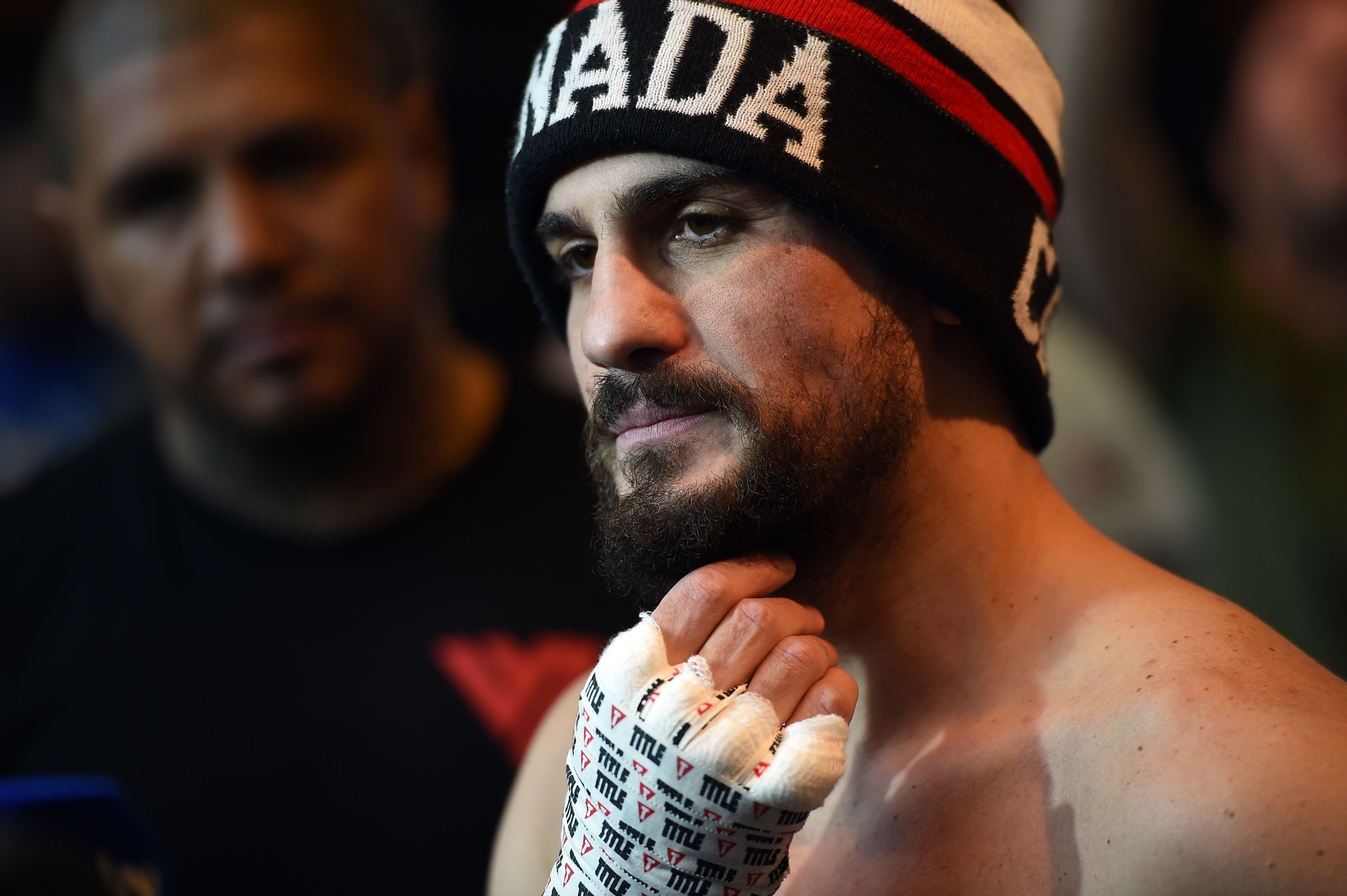 拳击——阿米尔·卡汉,洛·格列柯赛前公开训练课(13)