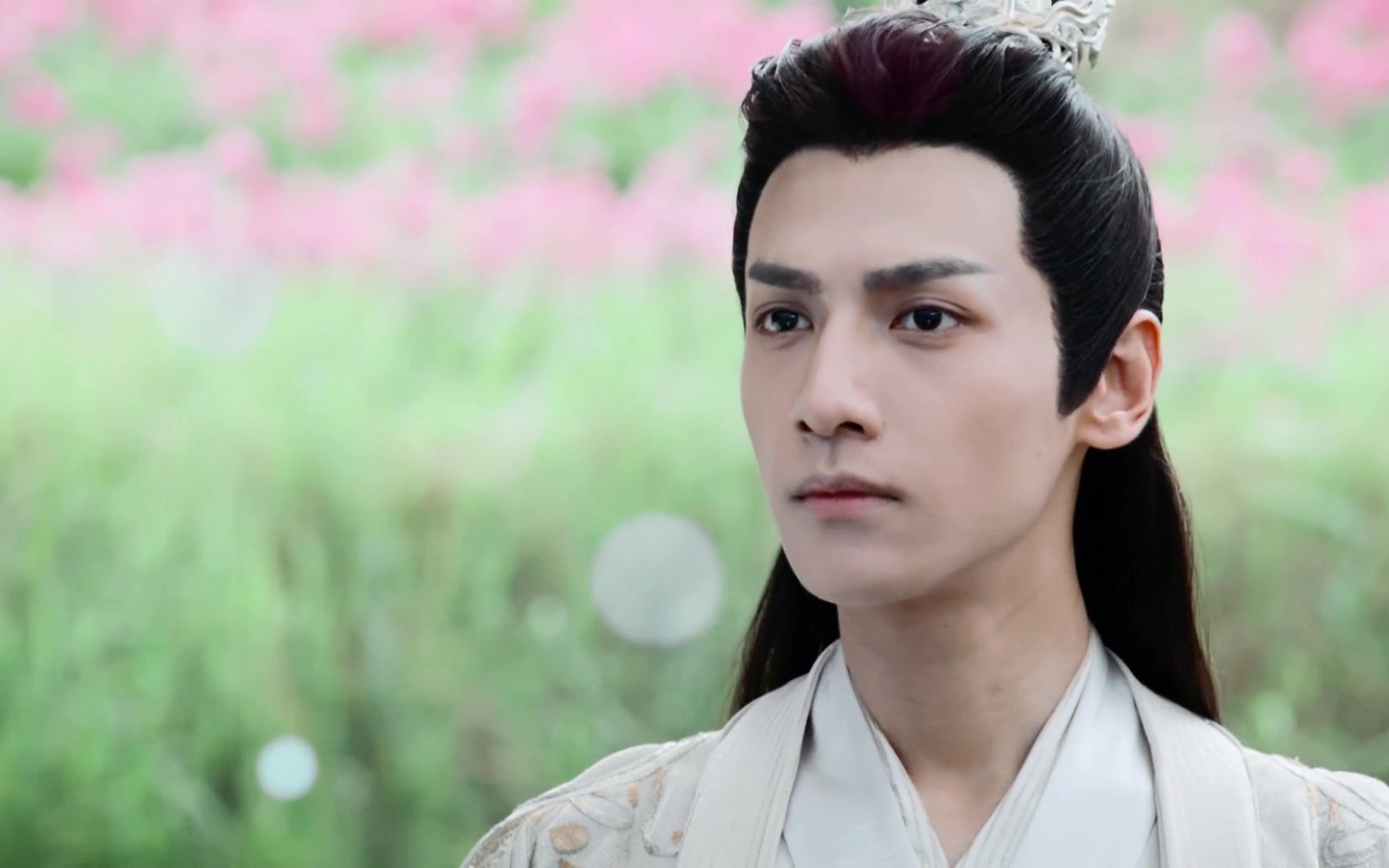 拥有"漫画脸"的男星,精致的像画出来,不知谁才是你的菜?