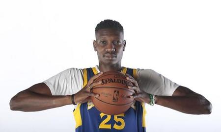 前锋克里斯-布歇已与猛龙达成一份训练营合同