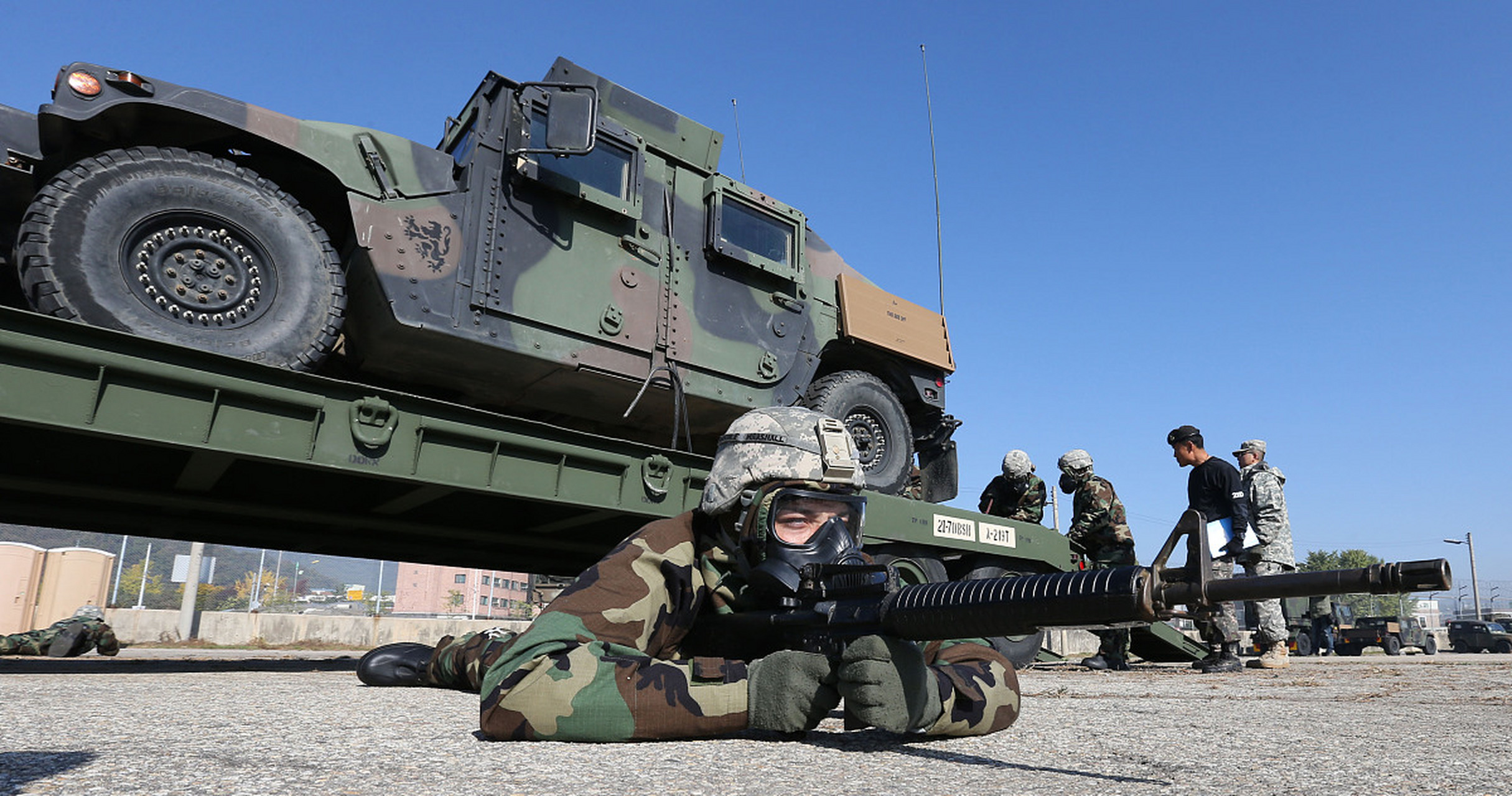 在伊拉克,阿富汗作战时,美国多次出动捕食者无人机对目标定点清楚.