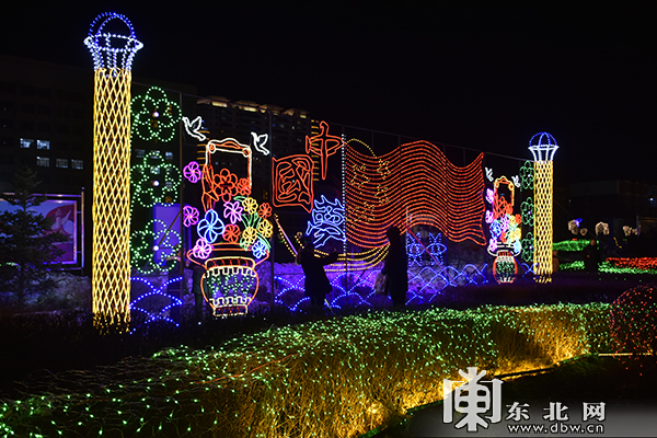新春佳节将至 宾县五彩灯光扮靓县城夜色
