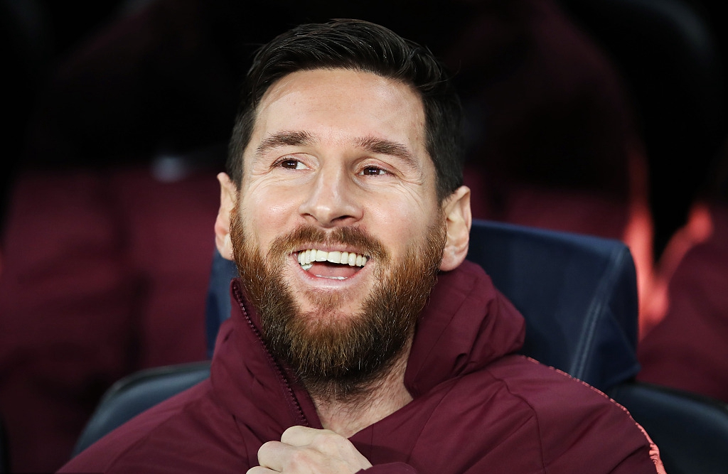 梅西胡子又长长了,不得欧冠不剃胡子的节奏