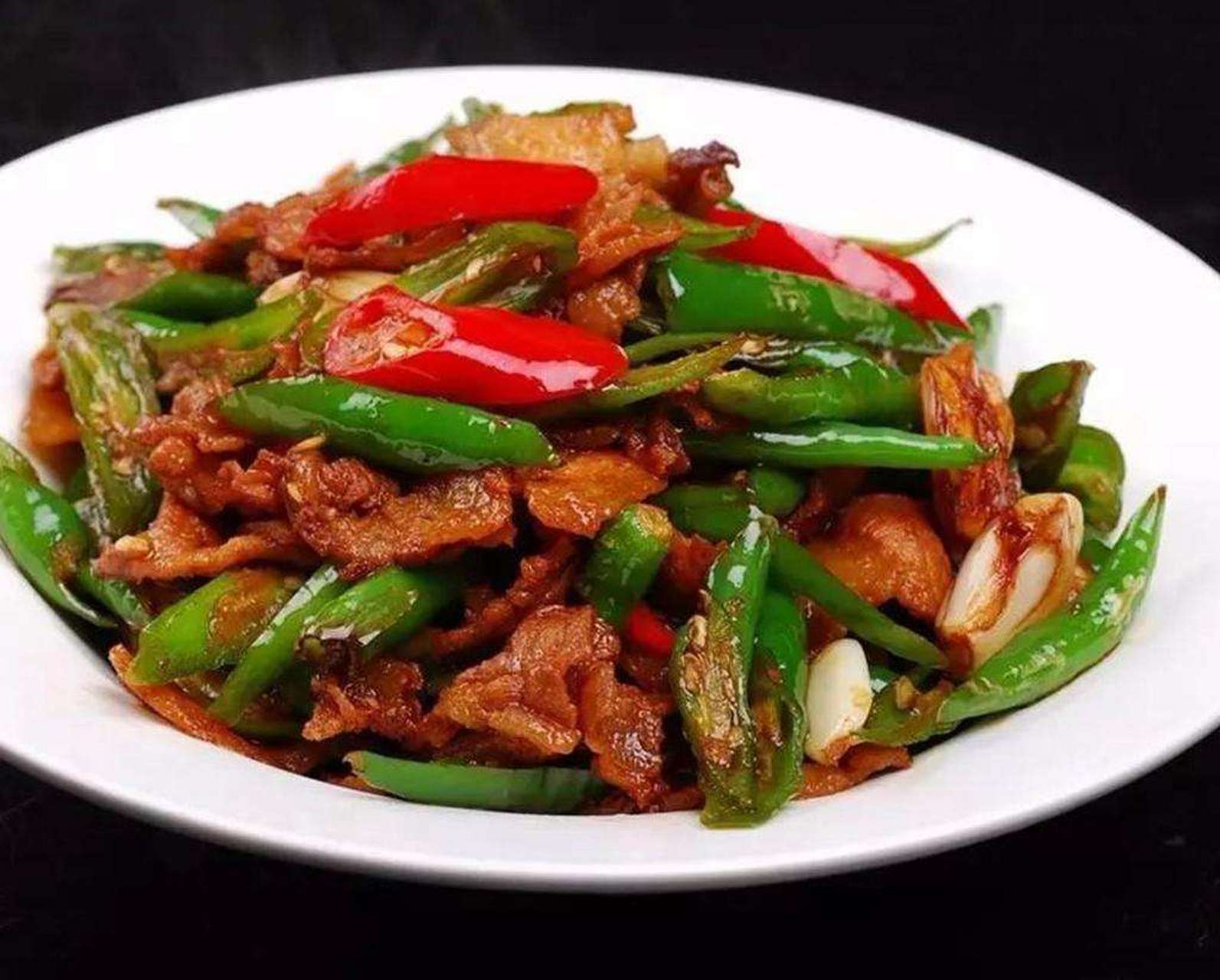 百城百味##百城百味长沙#辣椒炒肉:这道菜应该是每个湖南长沙人的最