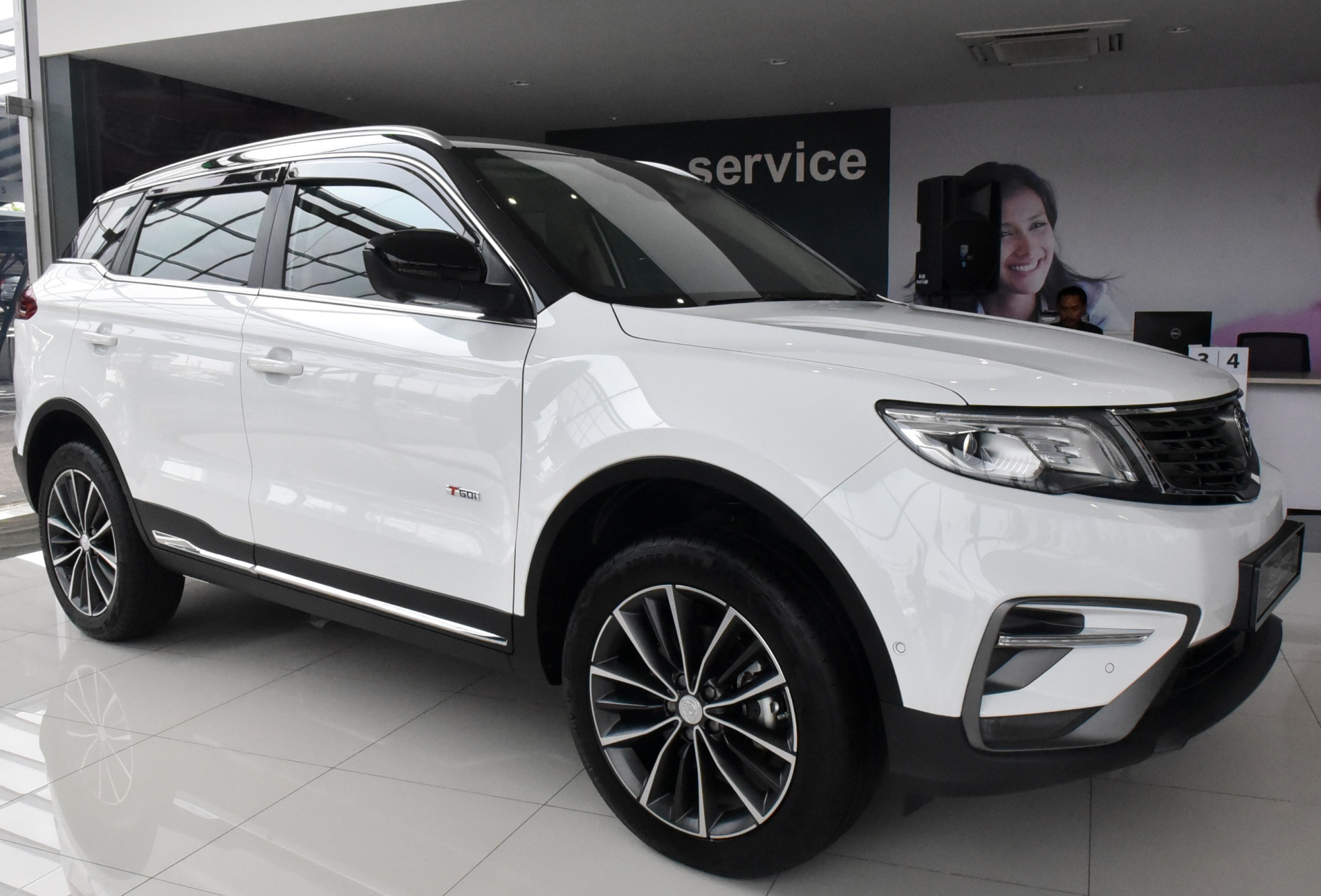 proton x70近期在马来西亚市场推出62周年限量版车型