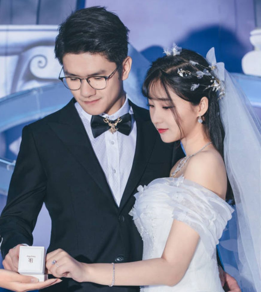 英雄联盟:若风,miss突然宣布暂停直播!网友:另有隐情?