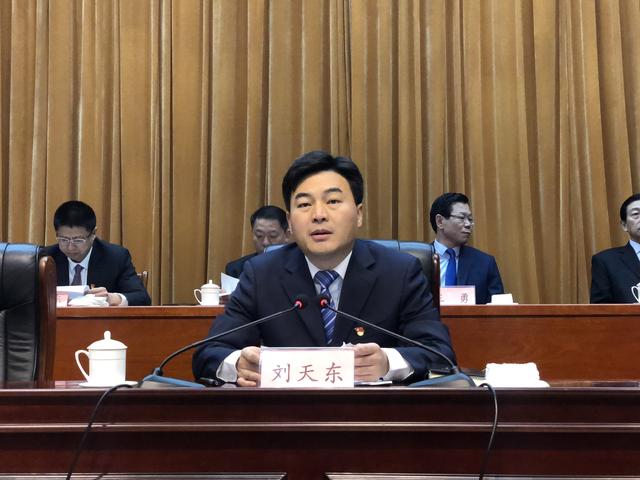 理经验,查不足,明思路!章丘区委书记刘天东:砸实责任推进"项目建设年"