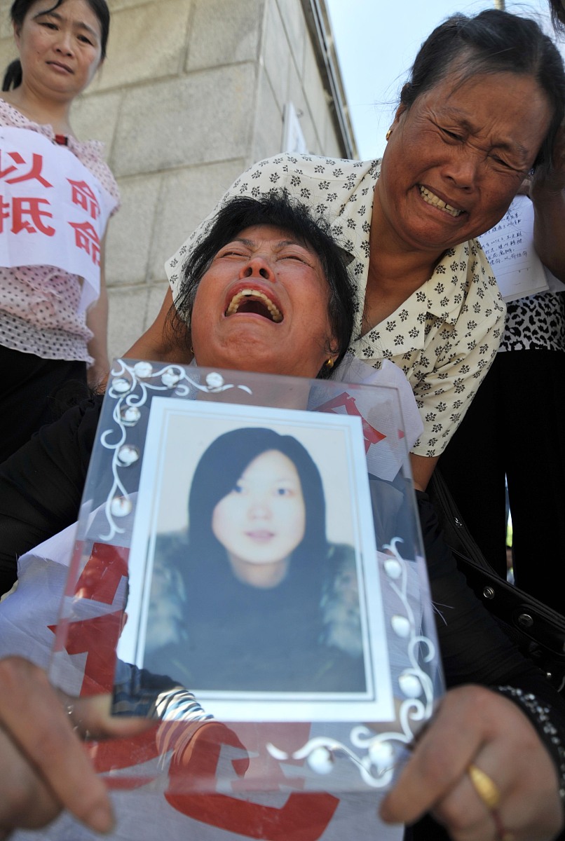 家属寻亲需求与烈士遗骸保护如何平衡?这起事件引发社会深思