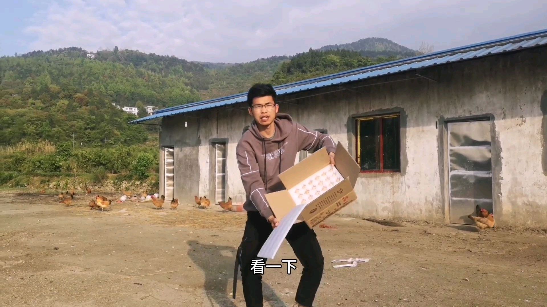 给朋友寄土鸡蛋,把鸡蛋包装好了,放地上摔都摔不坏