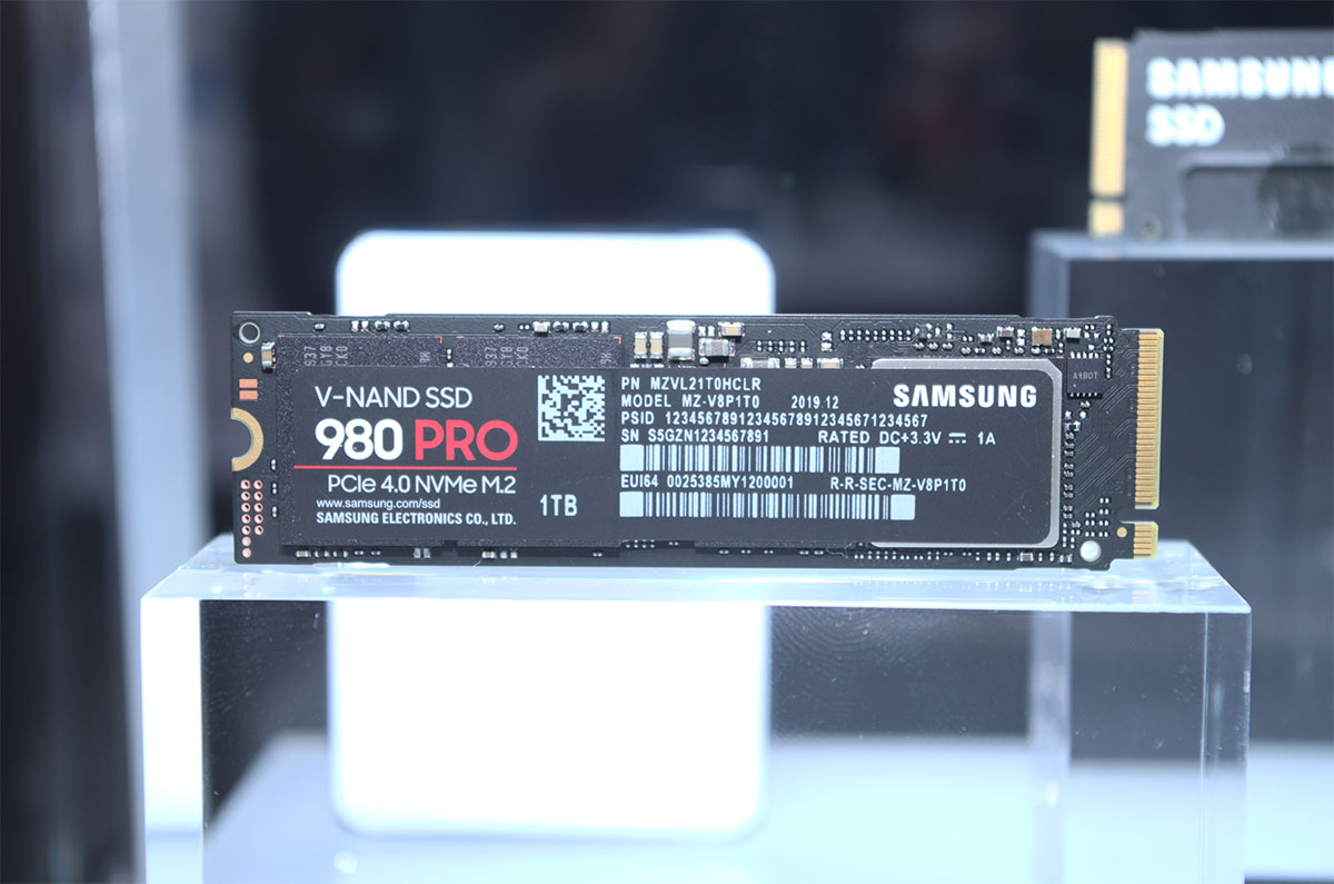 三星展出980 pro m2 ssd:用mlc闪存,升级pci