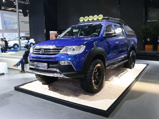 九万起的四驱皮卡,硬汉造型相当迷人,魅力超过普拉多