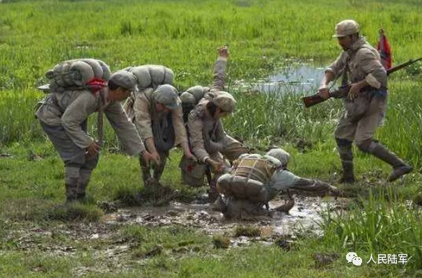 100岁老红军陈信善:"党让我干啥,我就干啥"