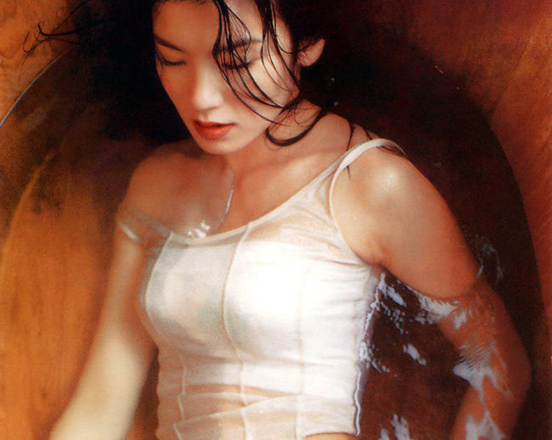 "富商杀手"林熙蕾复出,新节目大谈养生,嫁入豪门就是不一样