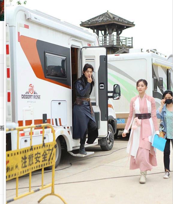 肖战新剧《斗罗大陆》杀青,合照曝光造型惊艳,看到女主秒弃剧?