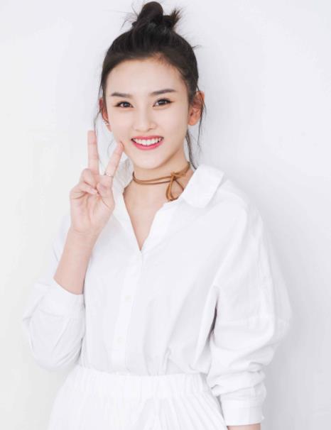影视圈来自于天津的女明星,宋祖儿真是从小美到大