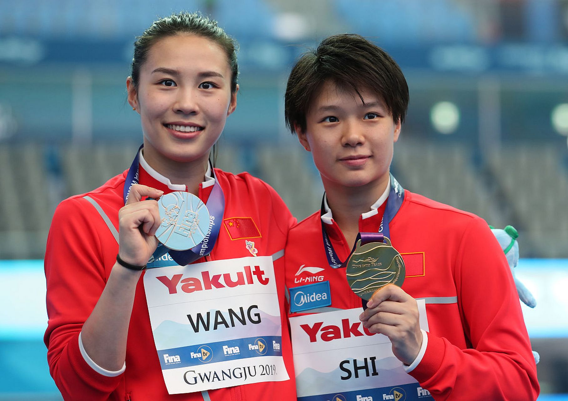 在此次的中国跳水队内部测验中,王涵担任播报员,未来她将告别生活了