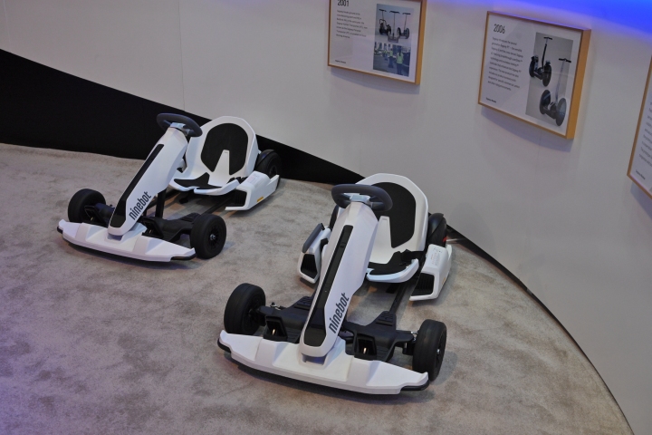 segway-ninebot自动送货机器人亮相ces